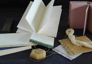 Oficina de livro artesanal