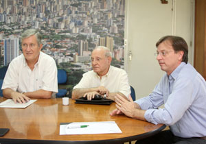 Reunião sobre o bosque central