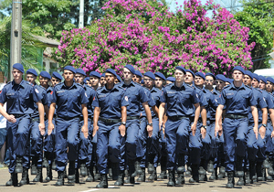 Quarenta guardas municipais vão ajudar os técnicos da SEMA na fiscalização para preservar o ambiente. Eles estão sendo treinados pelo Batalhão da Polícia Ambiental, pela própria SEMA e CMTU