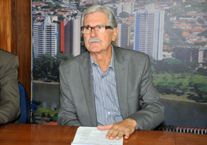 O sistema compila informações para apoiar a tomada de decisões pela administração