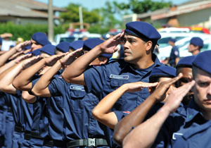 Os 49 novos profissionais garantirão mais segurança aos espaços públicos e atuarão em outros setores como o vídeo monitoramento