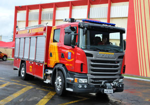 Caminhão auto-bomba-tanque-resgate, no valor de R$ 707 mil foi adquirido pelo município; quartel central recebeu melhorias no valor de R$ 380 mil