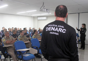 Guarda Municipal participa de curso do Denarc