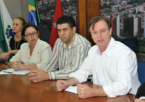 Coletiva sobre mutirão da dengue