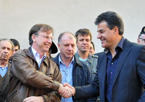 São mais de R$ 10 milhões para compra de tratores, caminhões e equipamentos para diferentes  obras