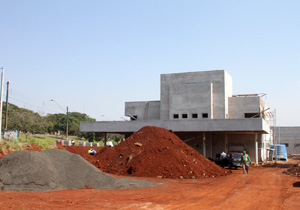 obras.UPA.leste.oeste