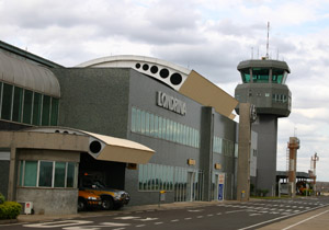 Ações do “Dia contra a dengue” seguem até às 11h, no saguão do aeroporto