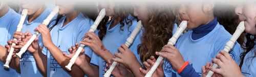 O projeto desenvolve aulas de canto e de instrumentos para alunos da rede municipal de ensino