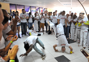 O evento reúne a elite da capoeira internacional, com alguns dos melhores mestres do mundo