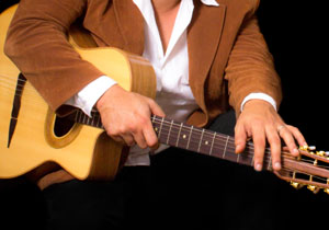 As entradas custam R$15 a inteira e R$7,50 a meia; a apresentação conta com patrocínio da Promic