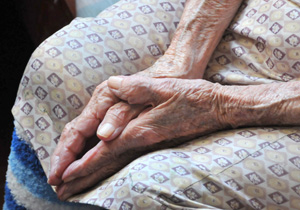 Idoso.osteoporose.ILUSTRATIVA.LJP