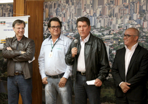 Máquina irá beneficiar, com a prestação de serviços, cerca de 15 famílias da região da Warta e Heimtal