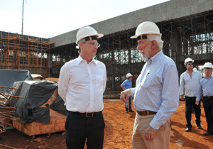 O terreno para a construção das unidades foi doado pela Prefeitura de Londrina; obras devem ser finalizadas no próximo ano