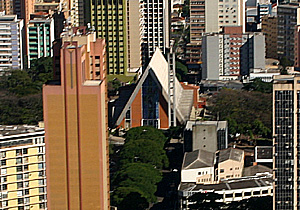 CMTU e parceiros realizam várias atividades na Praça da Bandeira. Alamedas no entorno da Catedral serão fechadas