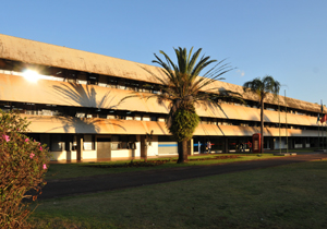 A partir desta segunda-feira (28), as pessoas já podem aderir ao Profis e obter descontos e prazo no pagamentos de dívidas junto a Prefeitura de Londrina
