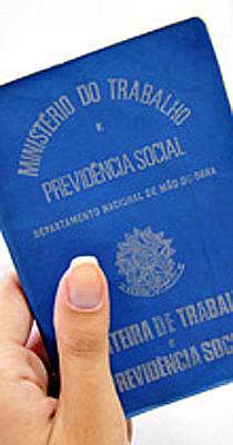 Também foram disponibilizadas vagas temporárias; para se candidatar, é preciso comparecer na Agência do Trabalhador, com a Carteira de Trabalho