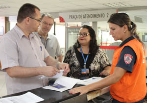 O atendimento está sendo feito na Praça de Atendimento 1 da Prefeitura de Londrina