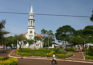 São esperadas 15 mil pessoas nos três dias do evento; haverá barracas com comidas típicas, shows com bandas e duplas sertanejas, entre outras atrações