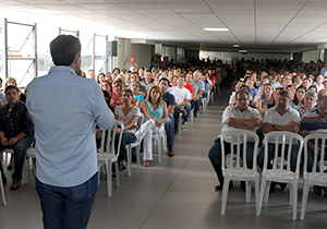Reunião, realizada em parceria com o Sindserv, ocorreu no prédio administrativo da Prefeitura