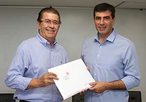 livro.forum.desenvolve.VP