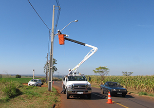 iluminação.saul ibipora.foto sercretaria obras.2