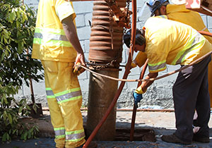 Moradores da região sul recebem o mutirão de serviços “Movimenta Londrina”