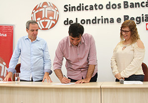 lei.celular.banco.VP