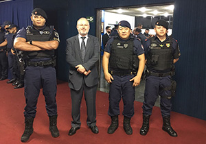 Guarda Municipal recebe medalha de honra ao mérito por prestados à sociedade