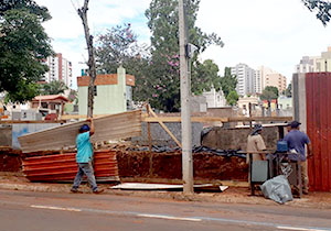 Acesf inicia reforma do muro do Cemitério São Pedro