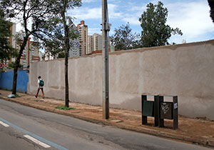 Acesf conclui concretagem do muro do Cemitério São Pedro