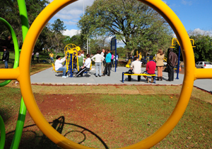 Barbosa Neto inaugura 21º academia ao ar livre academiaP