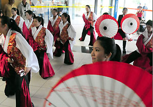 Cerimônia aconteceu no saguão de entrada da Prefeitura