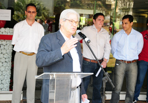 Caapsml realiza campanha contra câncer de mama e ginecológico Caapsml realiza campanha contra câncer de mama e ginecológico