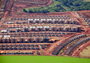 O Prefeito visitará obras de pavimentação e do Minha Casa, Minha Vida
