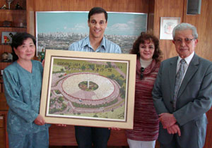 Mais de 15 mil grãos de arroz para formar um quadro