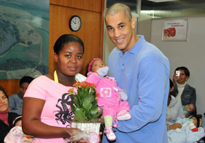 Barbosa Neto lança programa Auxílio Natalidade Barbosa Neto lança programa Auxílio Natalidade