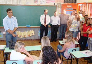 Eleição para diretor segue regra do Plano Decenal da Educação Eleição para diretor segue regra do Plano Decenal da Educação