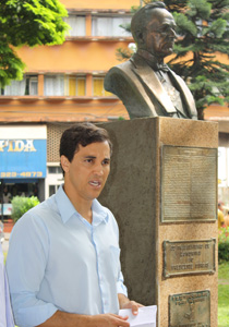 O prefeito Barbosa Neto ressaltou que o ato tem um significado especial