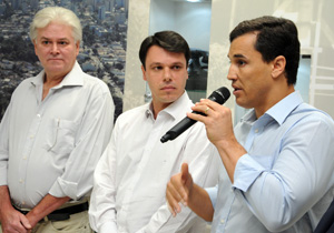 Espaço cultural  é inaugurado em loja da Sercomtel
