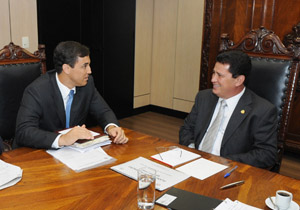 Prefeito esteve em Brasília hoje e conseguiu do Ministro dos Transportes, Alfredo Nascimento, esteve com a ministra de Promoção de Igualdade Racial, Luiza Barrios