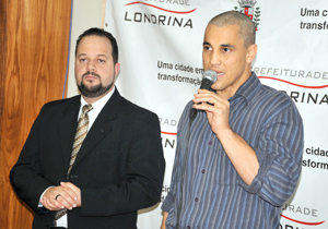 Medida beneficia 2.692 servidores ativos e cerca de mil servidores aposentados; com este percentual estes servidores atinge aproximadamente 30% de reposição