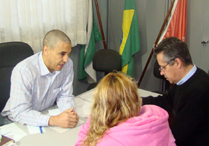 “Prefeitura nos Bairros” atendeu 121 pessoas na região leste “Prefeitura nos Bairros” atendeu 121 pessoas na região leste