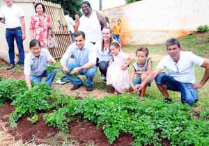 Jardim São Jorge ganha sexta e sétima unidade do projeto, em parceria que envolveu diversas entidades Jardim São Jorge ganha sexta e sétima unidade do projeto, em parceria que envolveu diversas entidades