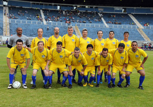 A preliminar do Jogo das Estrelas reuniu o time dos secretários municipais 