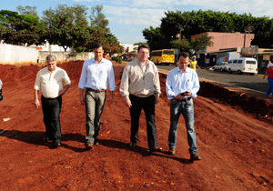 Prefeito faz vistoria nas obras Prefeito faz vistoria nas obras