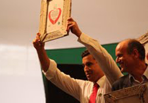 Prefeito Barbosa Neto recebe prêmio em São Paulo