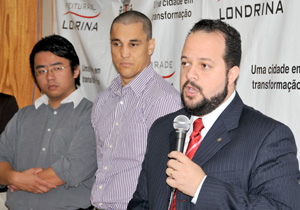 Medida faz justiça às categorias, que esperavam desde 2004 pela ação do Executivo.Valores majorados incidem no Adicional de Responsabilidade Técnica 