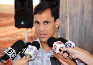 Lixo orgânico e rejeito agora deverão ser separados Lixo orgânico e rejeito agora deverão ser separados