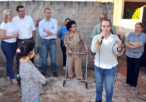 Barbosa Neto inaugura horta comunitária no jardim Paulista