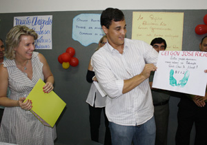 “O que era um barracão, agora, será um espaço para alegria das crianças. Agora, os pais e mães poderão sair para o trabalho, mais tranquilos, na certeza de que os filhos serão bem cuidados. Estarão em boas mãos”, disse o prefeito Barbosa Neto. 